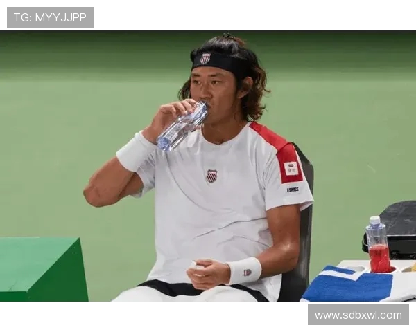 上海网球队防反战术创新探索与实践分析