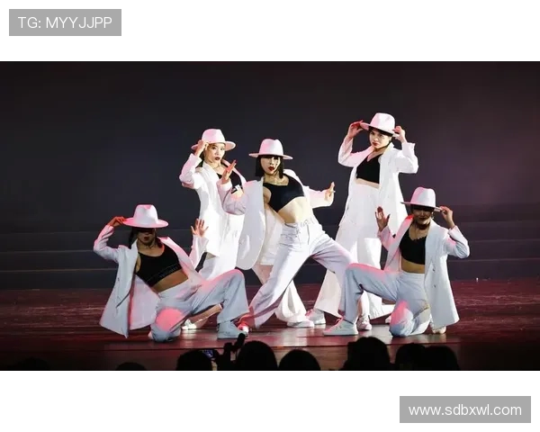 深圳街舞队在全国街舞大赛中的节奏表现精彩纷呈引发热烈讨论