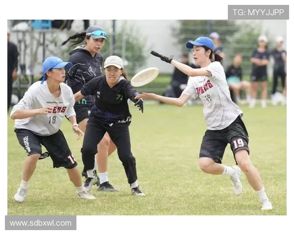 聚焦飞盘运动重庆飞盘队如何提升团队意识与竞技水平 聚焦飞盘运动重庆飞盘队如何提升团队意识与竞技水平