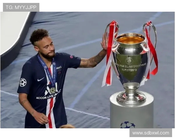 内马尔本赛季再度受伤巴黎欧冠之路面临严峻挑战