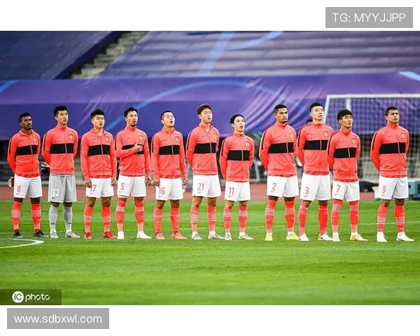 恒大与上港对阵名单揭晓球员阵容分析与比赛前瞻