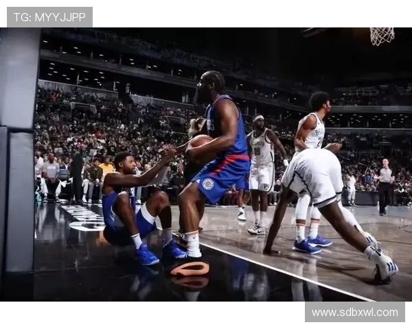 篮网与快船精彩对决竖屏回放全程回顾与精彩瞬间分析