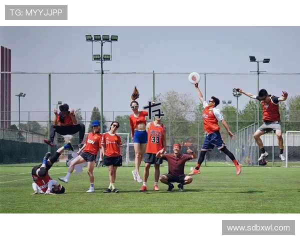 重庆飞盘队勇夺全国飞盘配合排行榜第一名展现卓越实力与团队默契