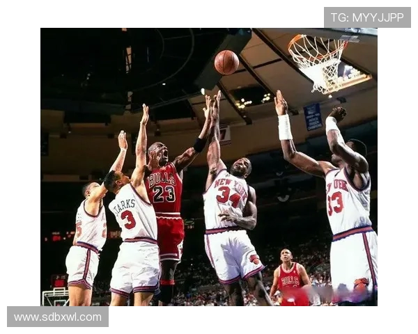 魔术队在东部总决赛中对决公牛队的精彩战况分析与回顾