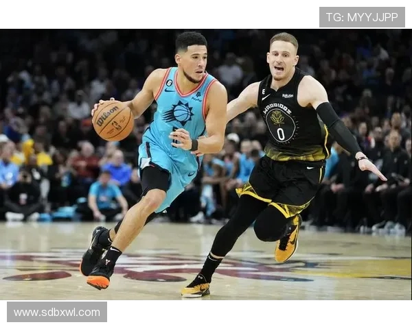 黑白直播勇士与太阳激战正酣精彩瞬间尽在眼前不容错过 黑白直播勇士与太阳激战正酣精彩瞬间尽在眼前不容错过