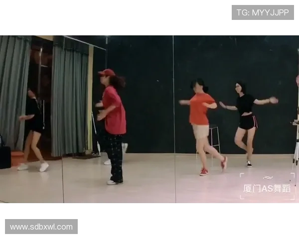 周敏独家分享街舞心得与技巧助你舞出自我风格与魅力