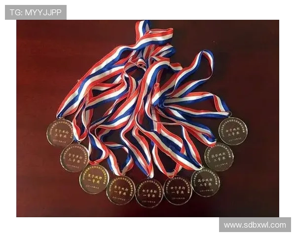 杭州羽毛球队包夹战术解析与实战应用探讨